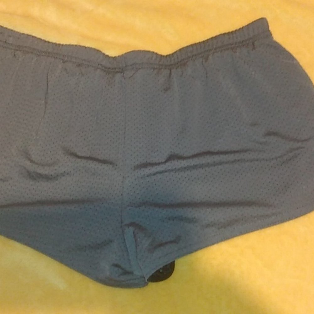 Reversible Shorts - Picture 2 of 3